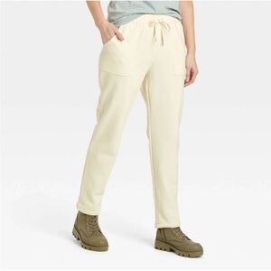 NWT Universal Thread High Rise Fleece Jogger
Pants Pockets Cream Ivory Size 4X